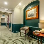 Metropole Hotel 3*