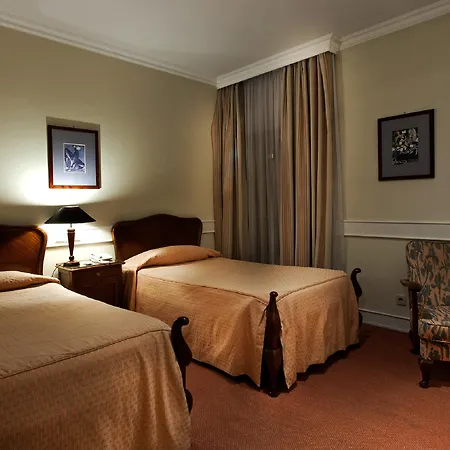 Metropole Hotel 3*
