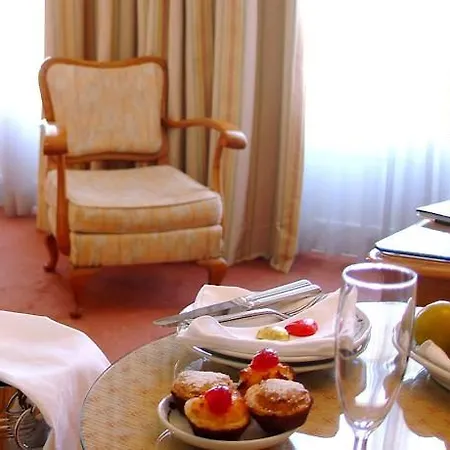 Hotel Metropole 3*