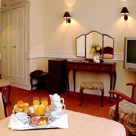 迈特波尔酒店 酒店