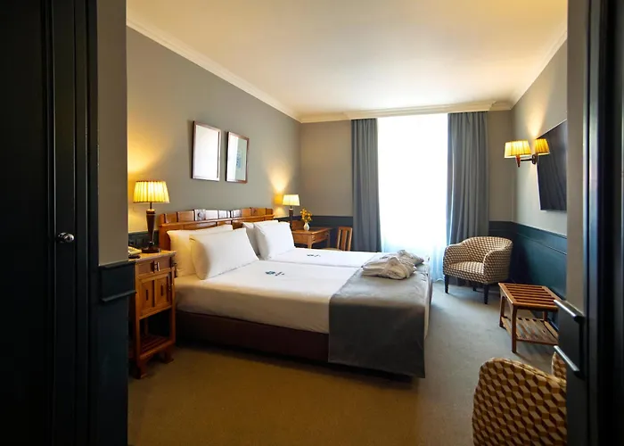 メトロポール 3*